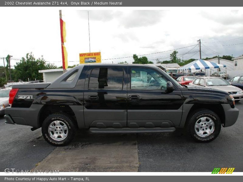 Onyx Black / Medium Neutral 2002 Chevrolet Avalanche Z71 4x4