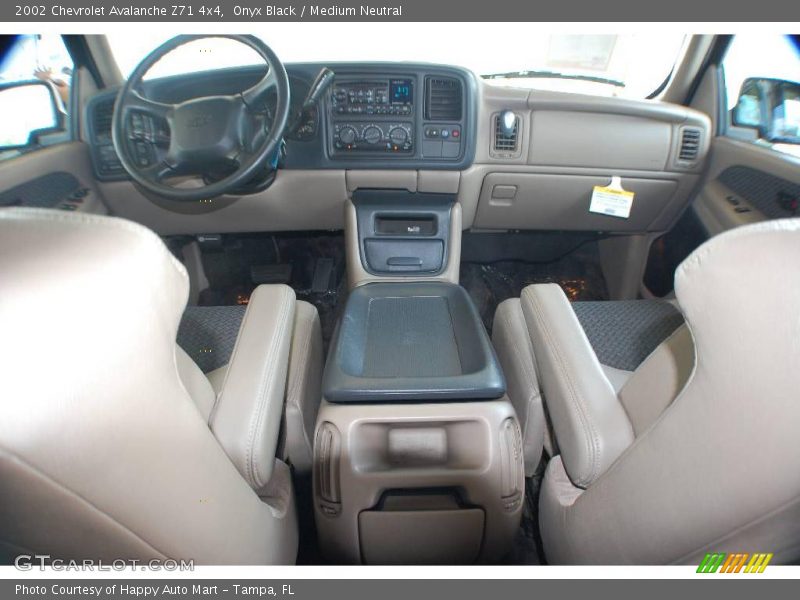 Onyx Black / Medium Neutral 2002 Chevrolet Avalanche Z71 4x4