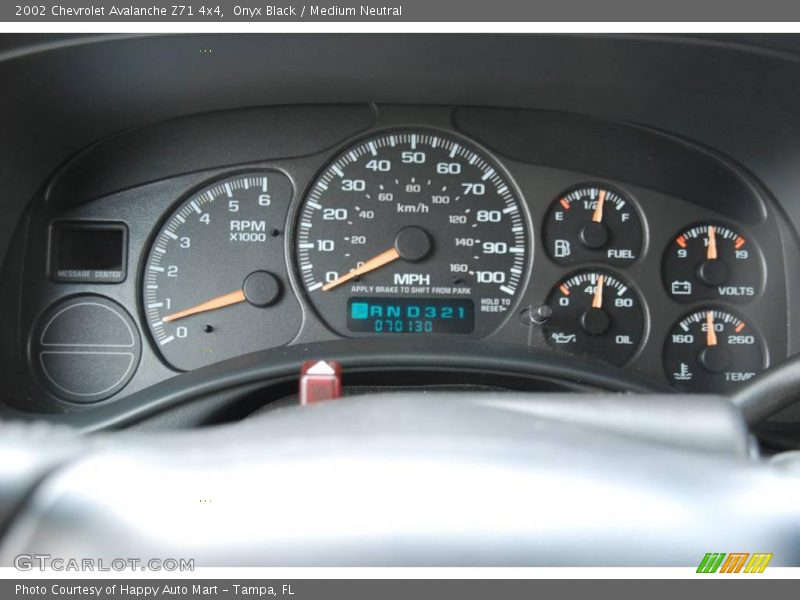 Onyx Black / Medium Neutral 2002 Chevrolet Avalanche Z71 4x4