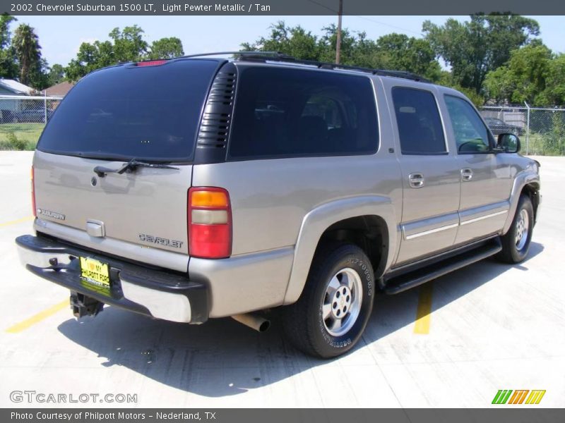Light Pewter Metallic / Tan 2002 Chevrolet Suburban 1500 LT