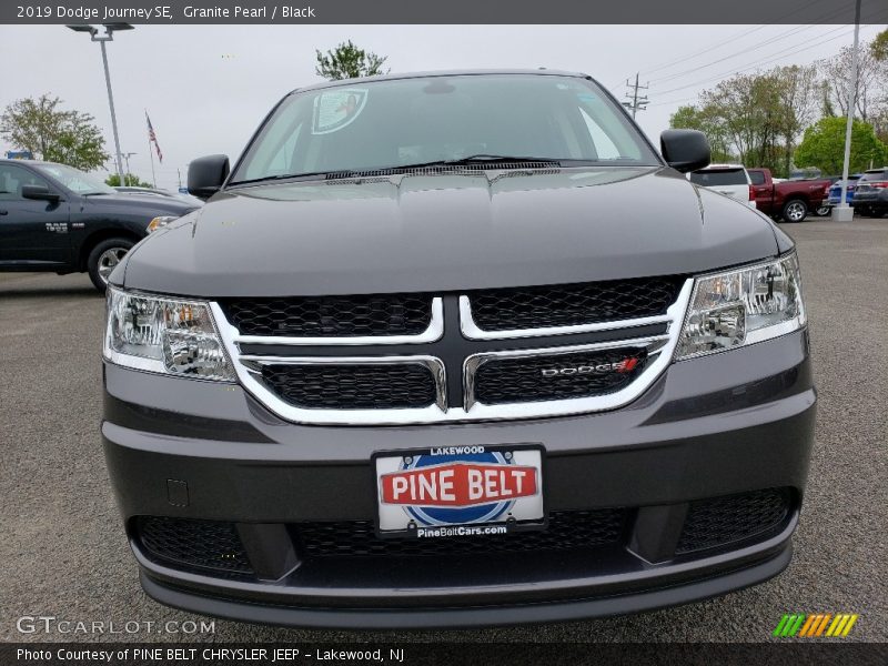 Granite Pearl / Black 2019 Dodge Journey SE