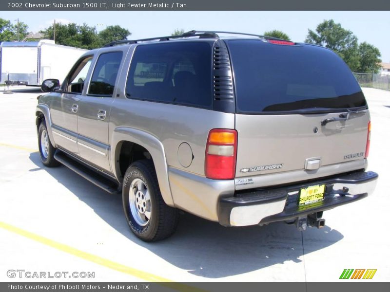 Light Pewter Metallic / Tan 2002 Chevrolet Suburban 1500 LT