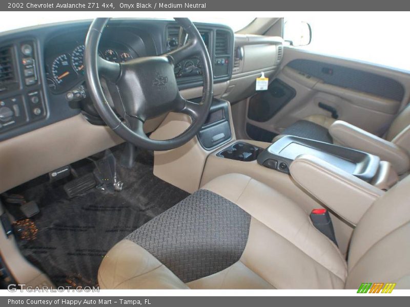 Onyx Black / Medium Neutral 2002 Chevrolet Avalanche Z71 4x4