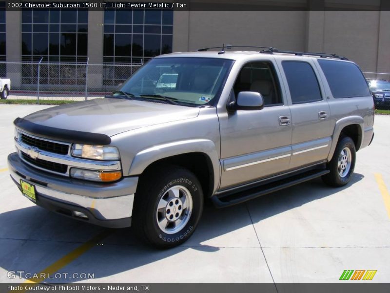 Light Pewter Metallic / Tan 2002 Chevrolet Suburban 1500 LT