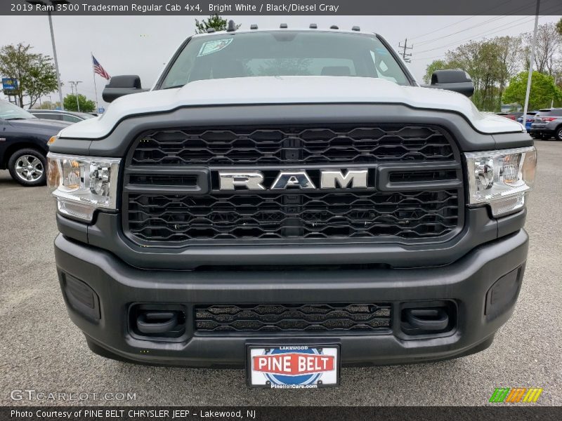 Bright White / Black/Diesel Gray 2019 Ram 3500 Tradesman Regular Cab 4x4