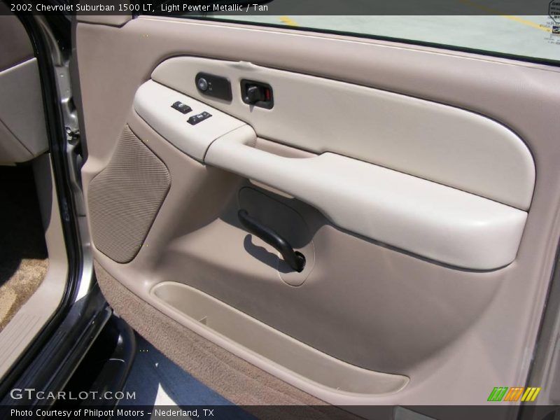 Light Pewter Metallic / Tan 2002 Chevrolet Suburban 1500 LT