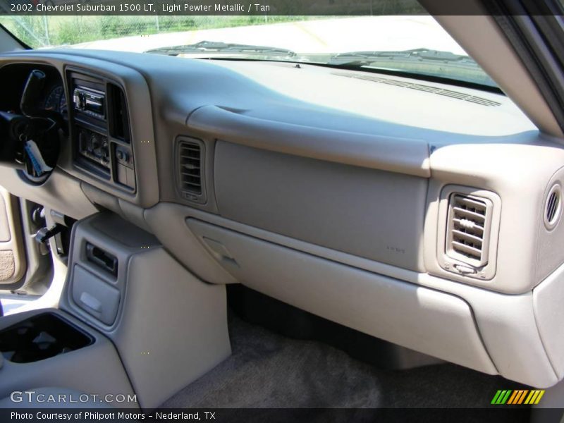 Light Pewter Metallic / Tan 2002 Chevrolet Suburban 1500 LT