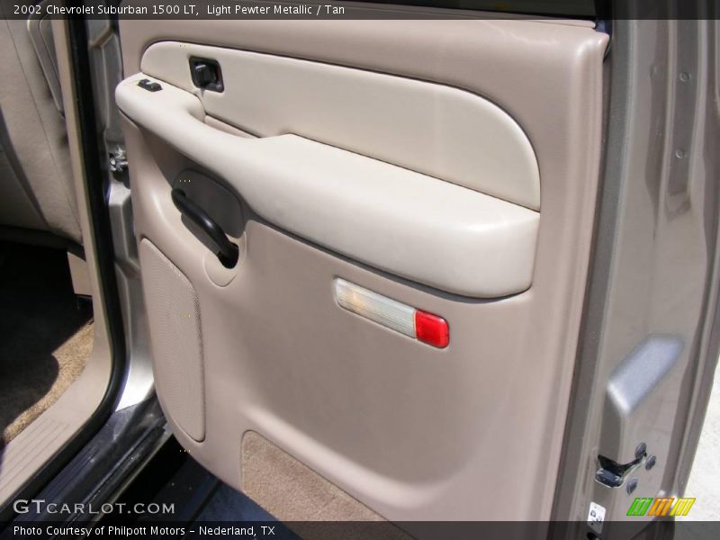 Light Pewter Metallic / Tan 2002 Chevrolet Suburban 1500 LT