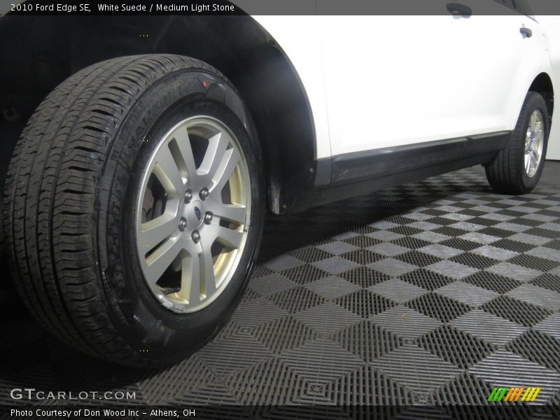 White Suede / Medium Light Stone 2010 Ford Edge SE