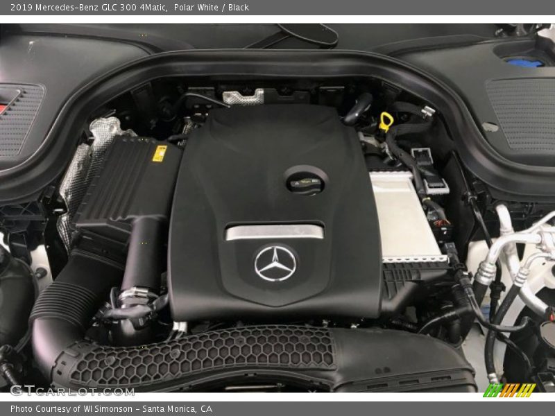 Polar White / Black 2019 Mercedes-Benz GLC 300 4Matic