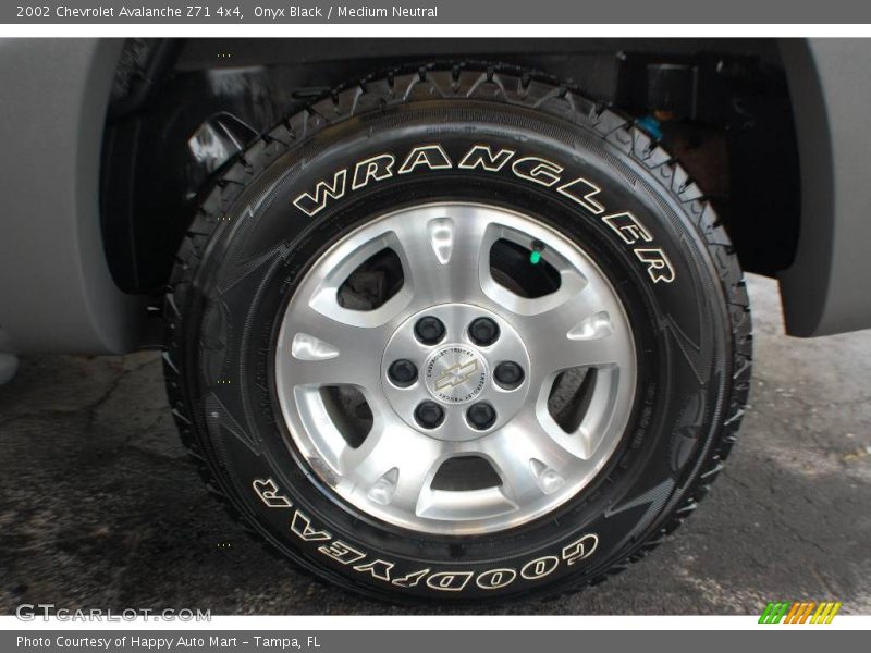 Onyx Black / Medium Neutral 2002 Chevrolet Avalanche Z71 4x4