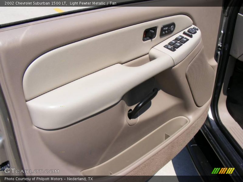 Light Pewter Metallic / Tan 2002 Chevrolet Suburban 1500 LT