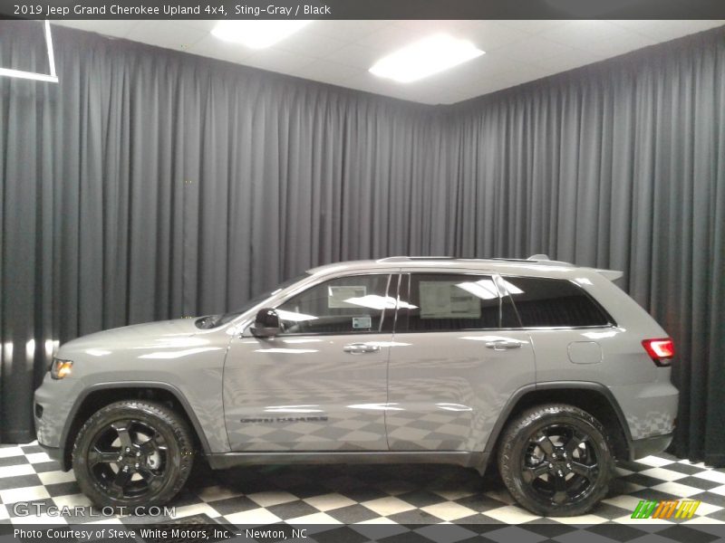 Sting-Gray / Black 2019 Jeep Grand Cherokee Upland 4x4