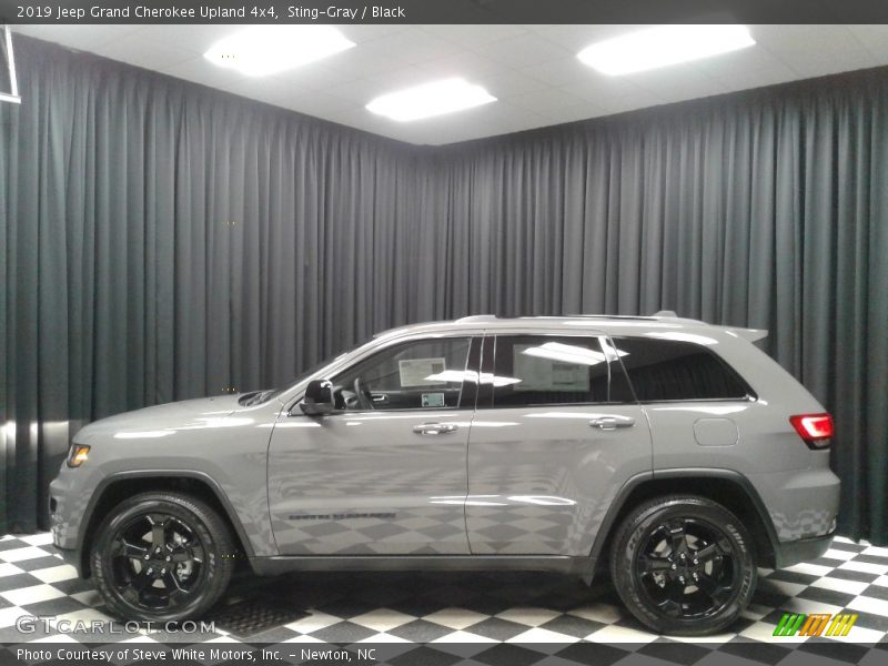 Sting-Gray / Black 2019 Jeep Grand Cherokee Upland 4x4