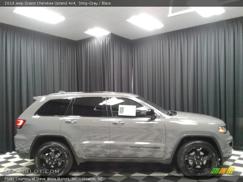 Sting-Gray / Black 2019 Jeep Grand Cherokee Upland 4x4