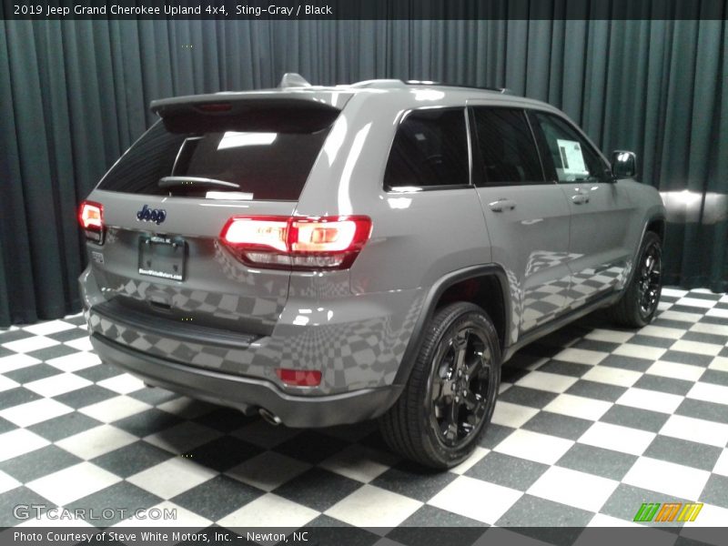 Sting-Gray / Black 2019 Jeep Grand Cherokee Upland 4x4