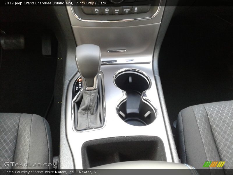 Sting-Gray / Black 2019 Jeep Grand Cherokee Upland 4x4
