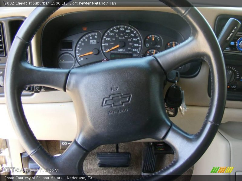 Light Pewter Metallic / Tan 2002 Chevrolet Suburban 1500 LT