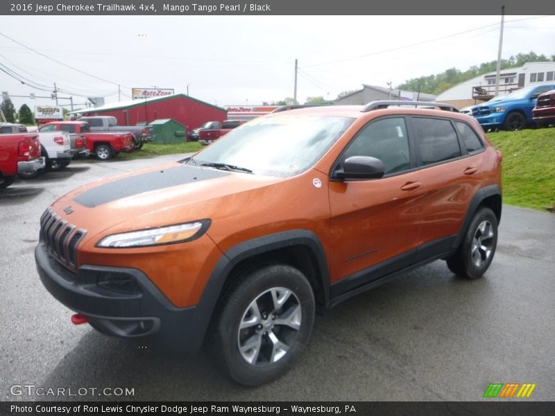 Mango Tango Pearl / Black 2016 Jeep Cherokee Trailhawk 4x4