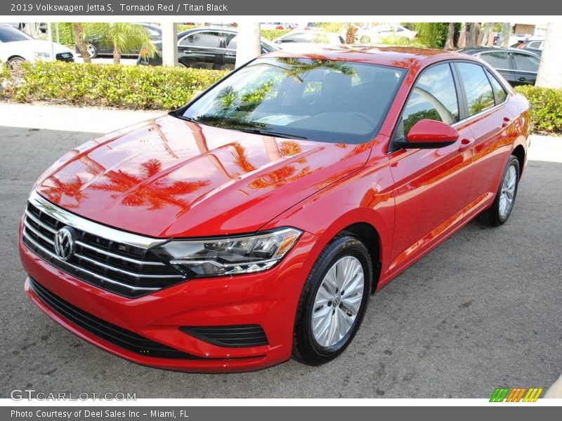 Tornado Red / Titan Black 2019 Volkswagen Jetta S