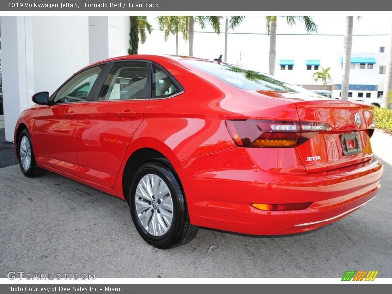 Tornado Red / Titan Black 2019 Volkswagen Jetta S