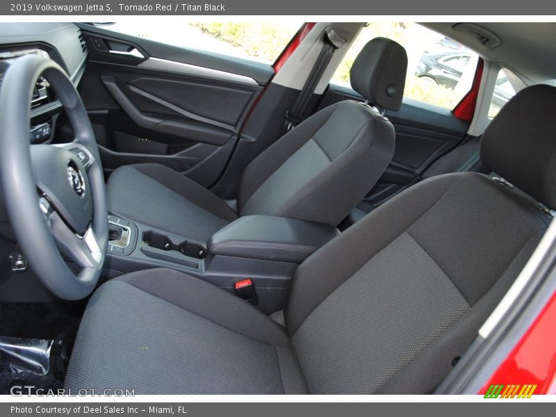 Tornado Red / Titan Black 2019 Volkswagen Jetta S