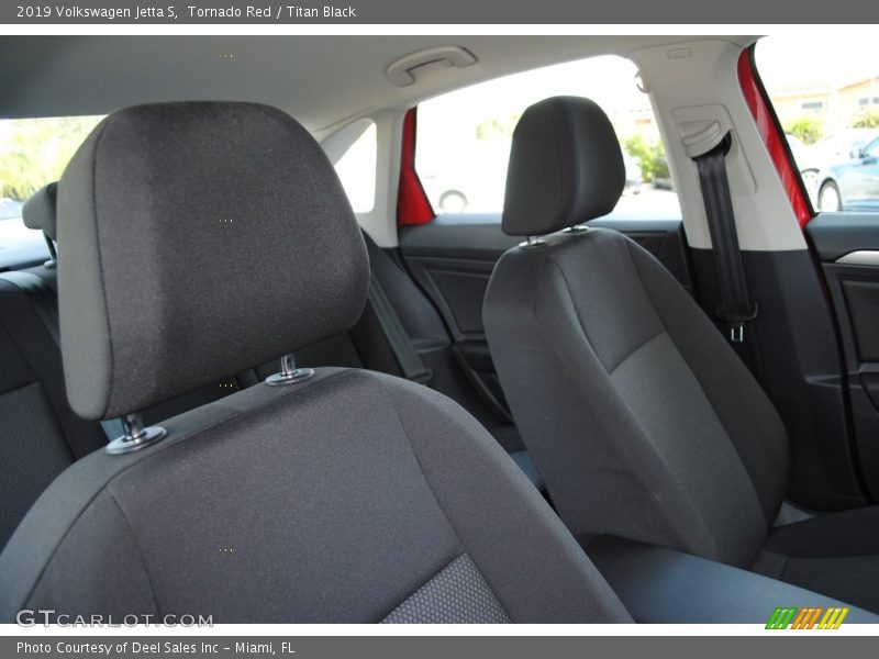 Tornado Red / Titan Black 2019 Volkswagen Jetta S