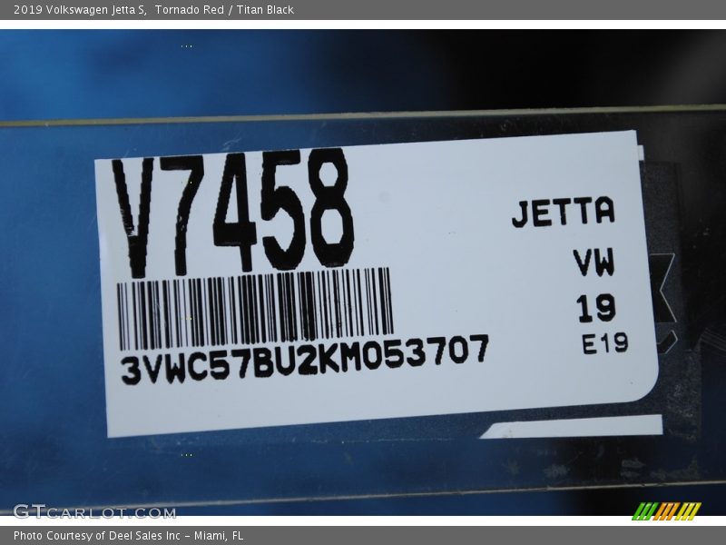 Tornado Red / Titan Black 2019 Volkswagen Jetta S