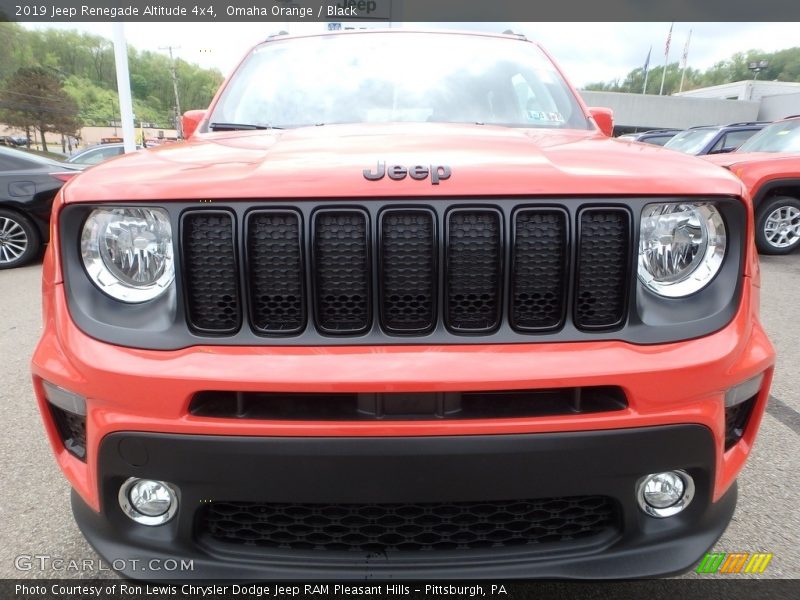 Omaha Orange / Black 2019 Jeep Renegade Altitude 4x4