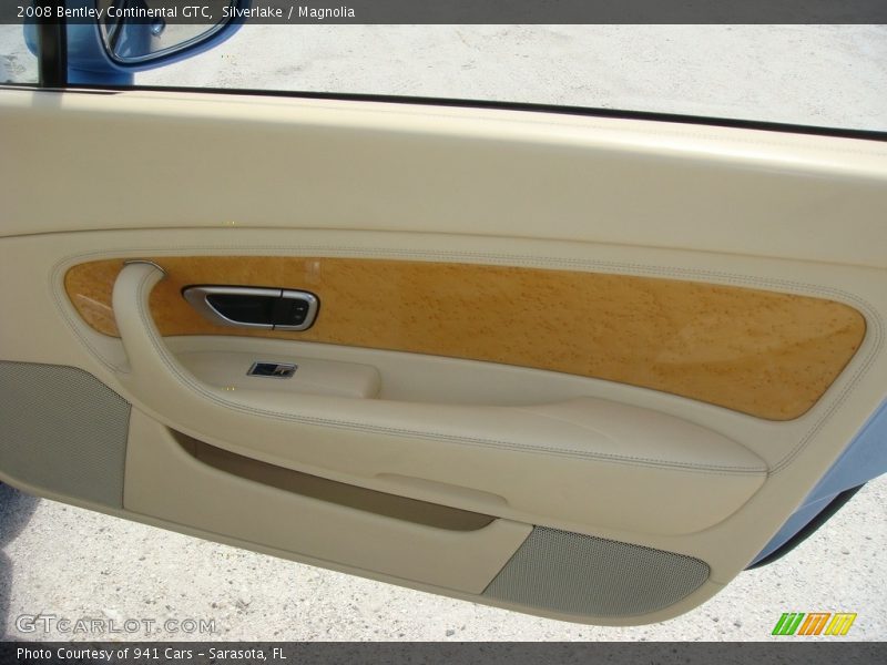 Door Panel of 2008 Continental GTC 