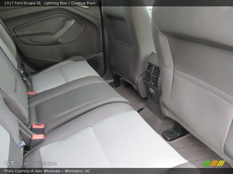 Lightning Blue / Charcoal Black 2017 Ford Escape SE