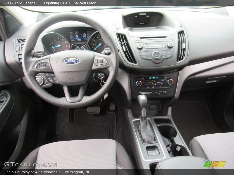 Lightning Blue / Charcoal Black 2017 Ford Escape SE