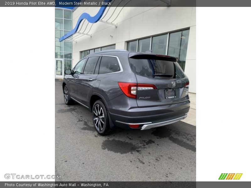 Modern Steel Metallic / Black 2019 Honda Pilot Elite AWD