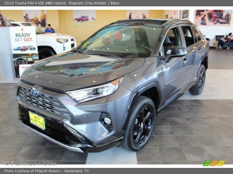 Magnetic Gray Metallic / Black 2019 Toyota RAV4 XSE AWD Hybrid