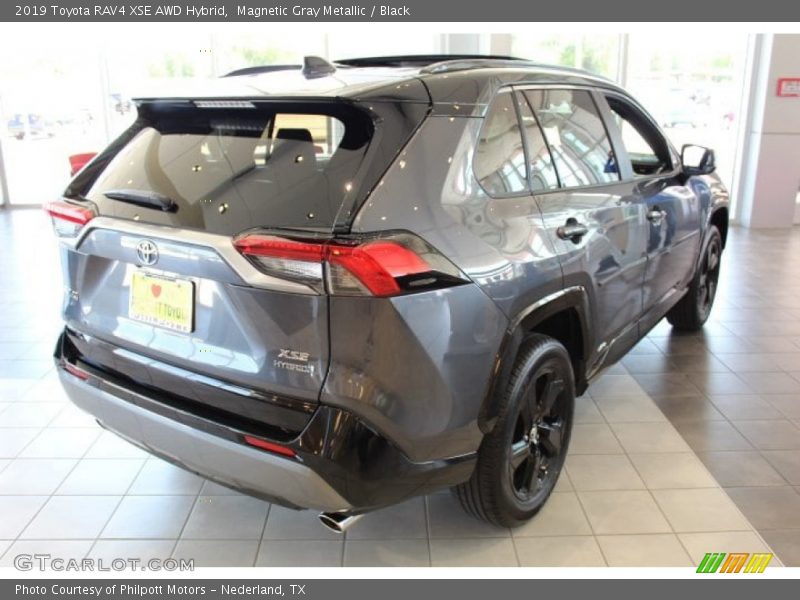 Magnetic Gray Metallic / Black 2019 Toyota RAV4 XSE AWD Hybrid