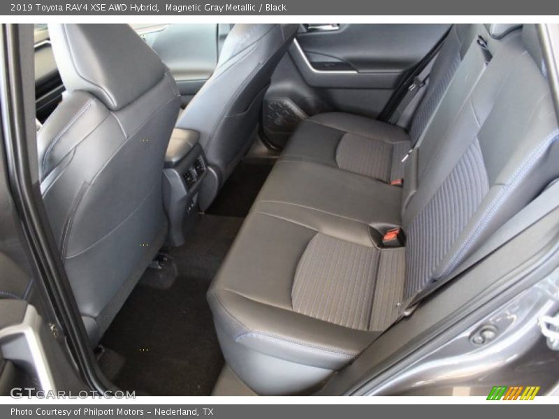 Magnetic Gray Metallic / Black 2019 Toyota RAV4 XSE AWD Hybrid