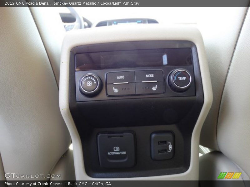 Smokey Quartz Metallic / Cocoa/Light Ash Gray 2019 GMC Acadia Denali