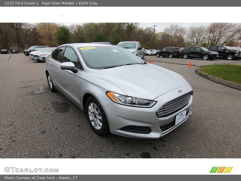 Ingot Silver Metallic / Earth Gray 2015 Ford Fusion S