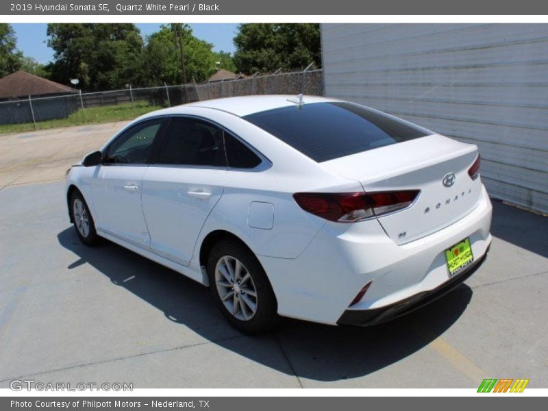 Quartz White Pearl / Black 2019 Hyundai Sonata SE