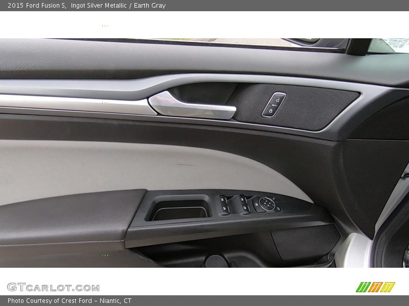 Ingot Silver Metallic / Earth Gray 2015 Ford Fusion S