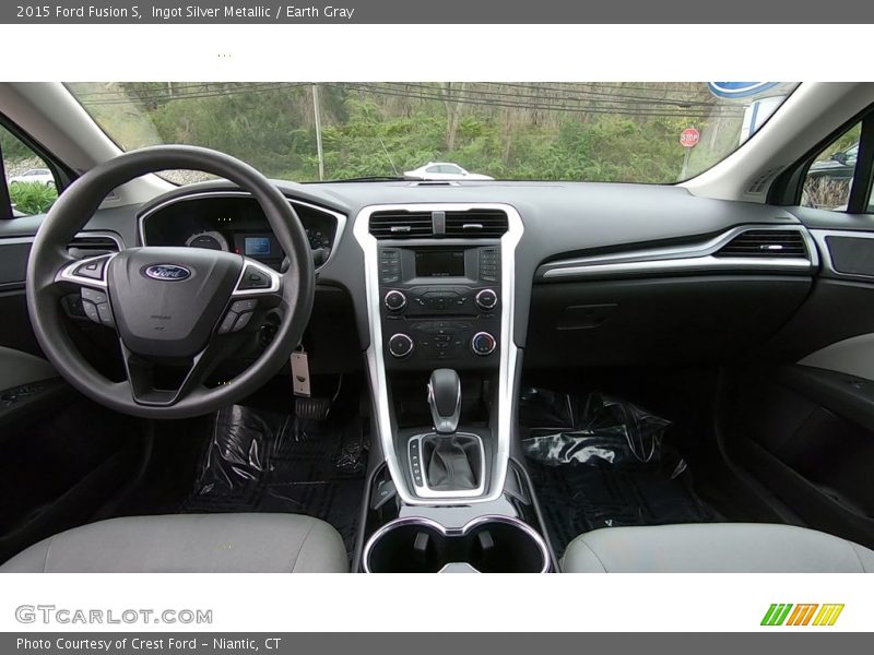 Ingot Silver Metallic / Earth Gray 2015 Ford Fusion S