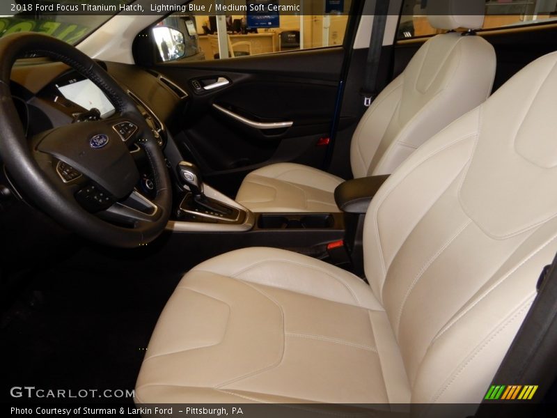 Lightning Blue / Medium Soft Ceramic 2018 Ford Focus Titanium Hatch