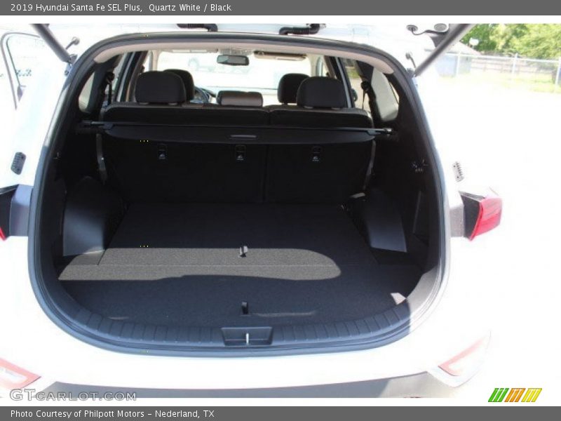 Quartz White / Black 2019 Hyundai Santa Fe SEL Plus