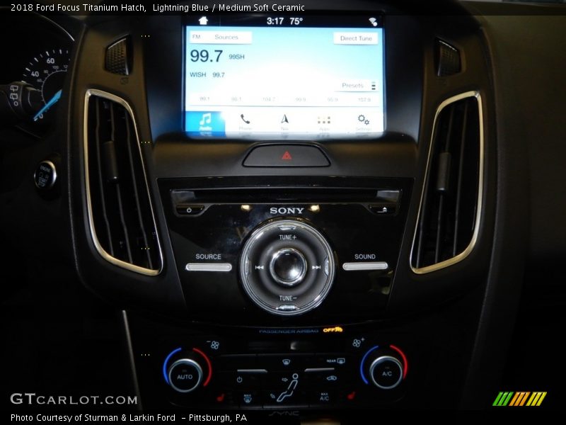 Lightning Blue / Medium Soft Ceramic 2018 Ford Focus Titanium Hatch