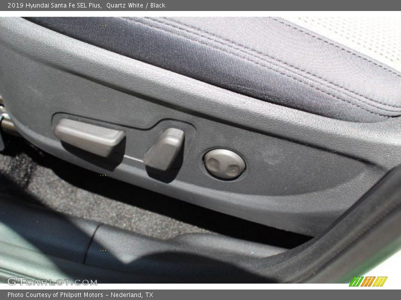 Quartz White / Black 2019 Hyundai Santa Fe SEL Plus