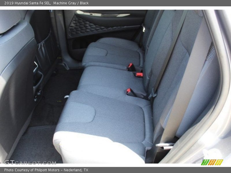 Machine Gray / Black 2019 Hyundai Santa Fe SEL