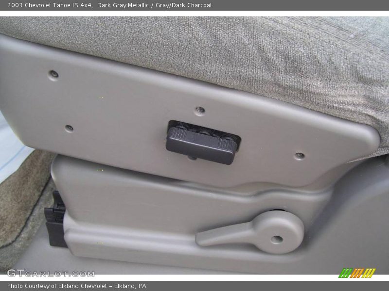 Dark Gray Metallic / Gray/Dark Charcoal 2003 Chevrolet Tahoe LS 4x4