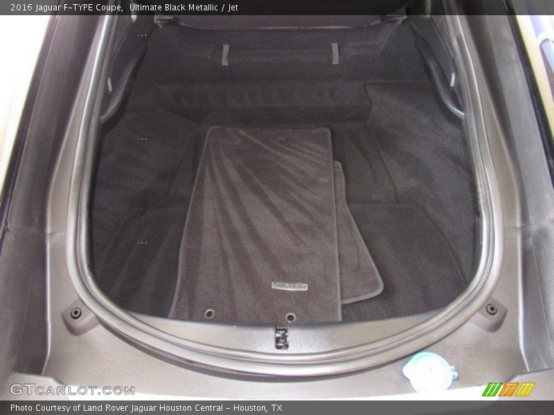 Ultimate Black Metallic / Jet 2016 Jaguar F-TYPE Coupe