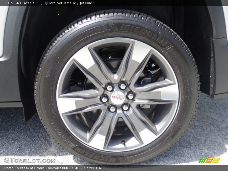Quicksilver Metallic / Jet Black 2019 GMC Acadia SLT