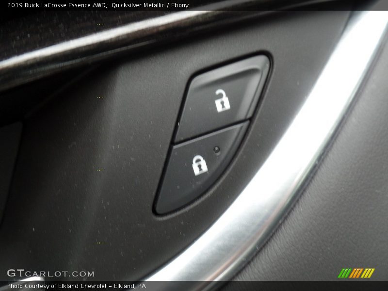 Quicksilver Metallic / Ebony 2019 Buick LaCrosse Essence AWD